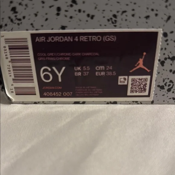 Nike Air Jordan 4 Retro White Black Red Sneakers - Picture 3 of 8